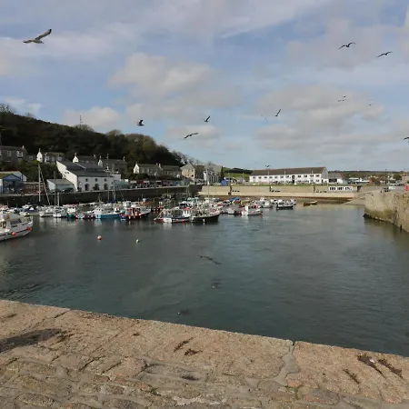 Holiday home Kernow